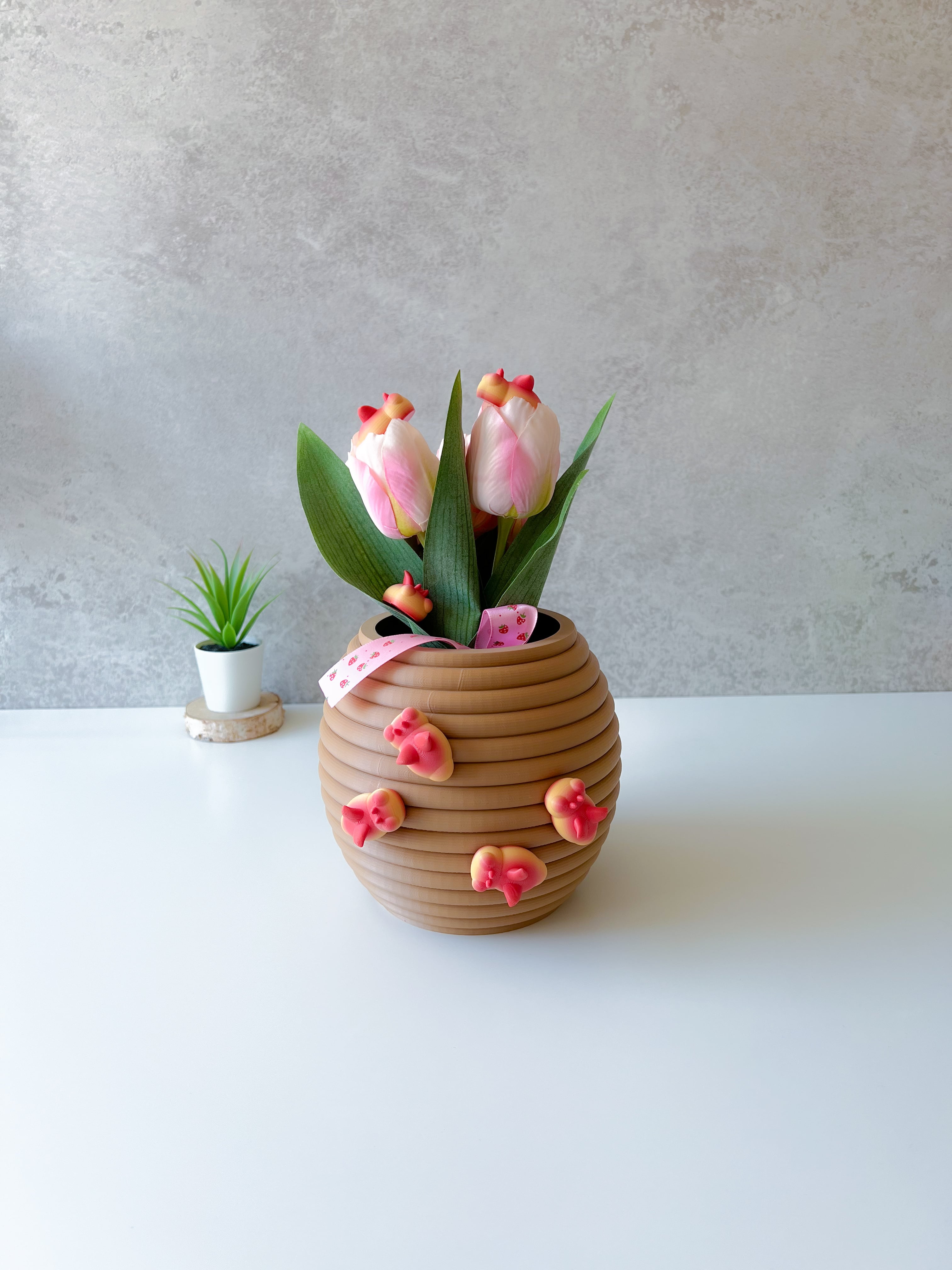 Beehive Vase 3d model