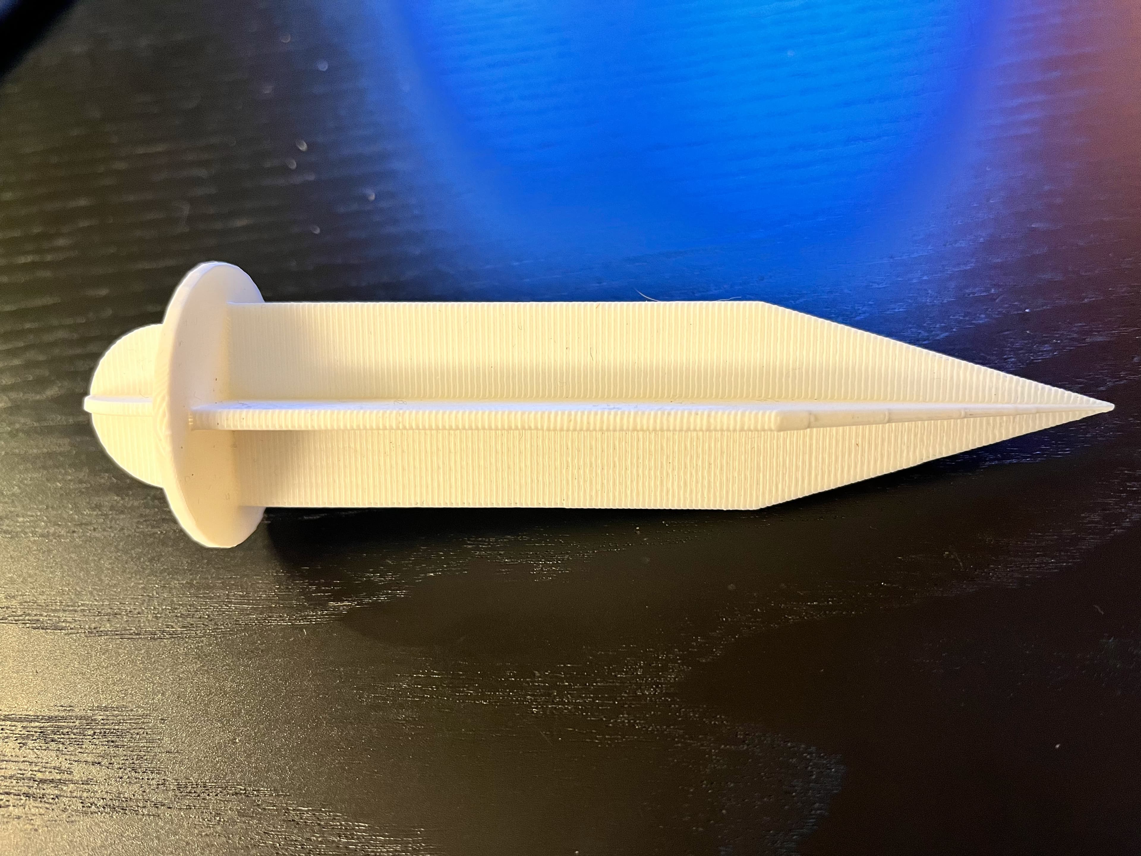 Stake for outdoor solar lights - sliced at an angle in Cura with tree supports - 3d model