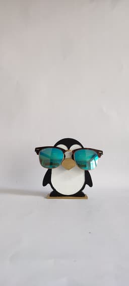 Penguin eyeglass Holder 3d model