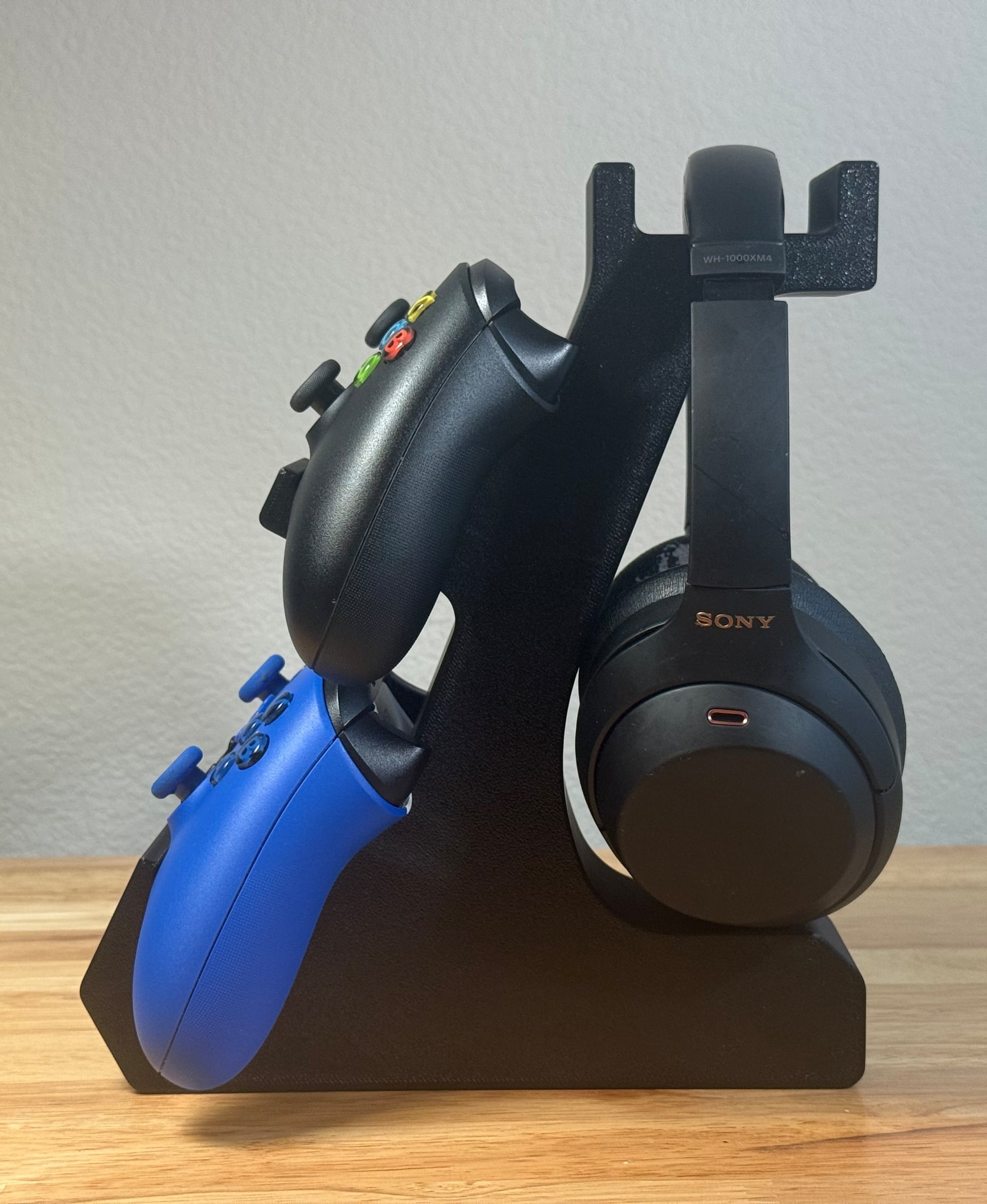 Dual Xbox Controller and Headset Holder 3d model