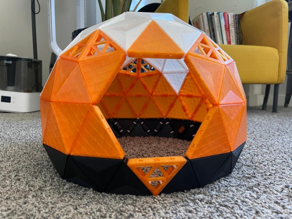 Geodesic Cat Dome Mods (Windows and Stand) 3d model