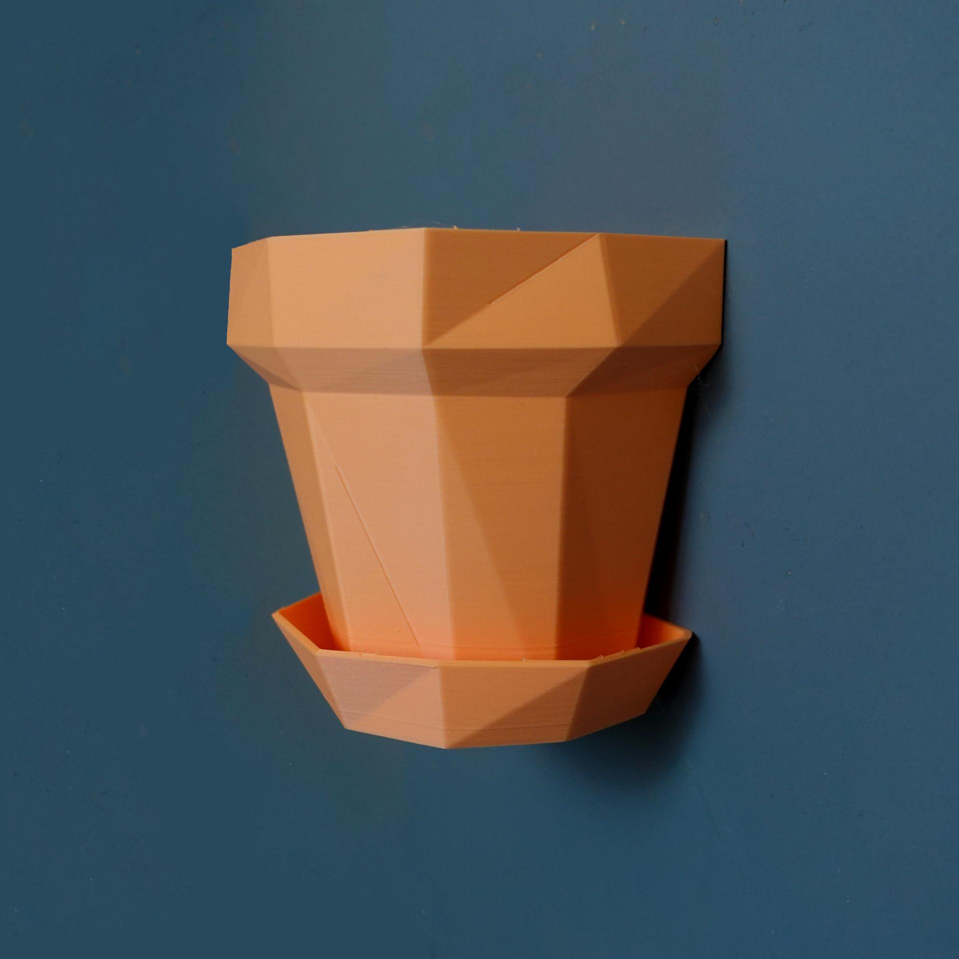 Wall planter “Glitch” 3d model