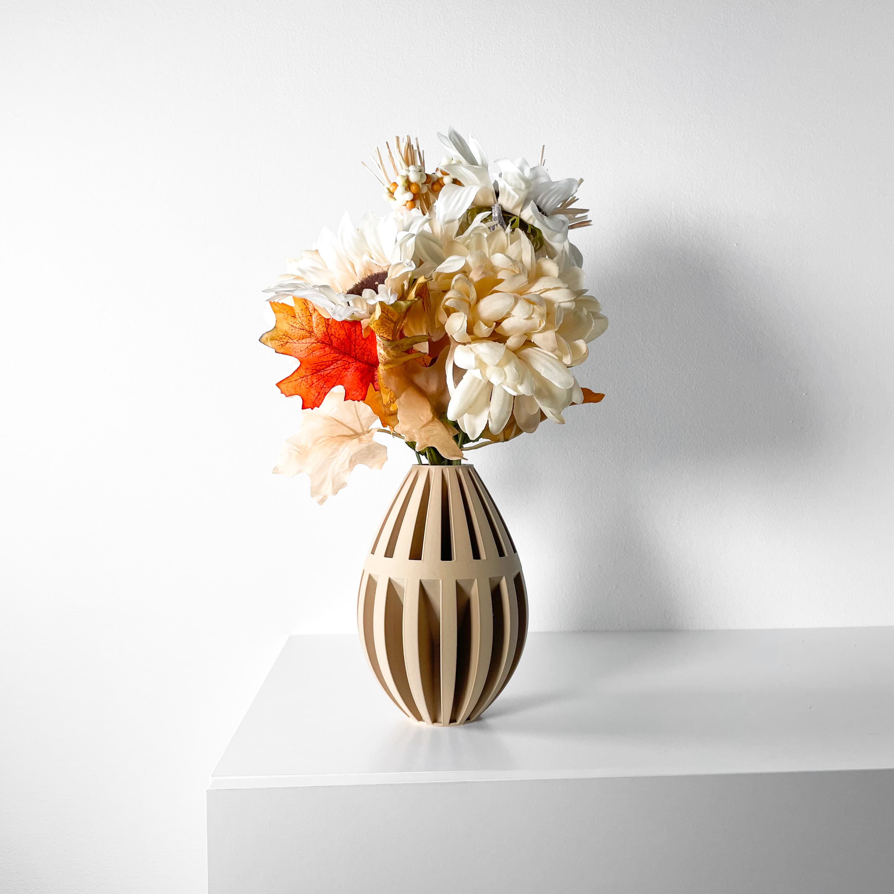 The Dansi Vase, Modern and Unique Home Decor for Dried and Flower Arrangements | STL File 3d model