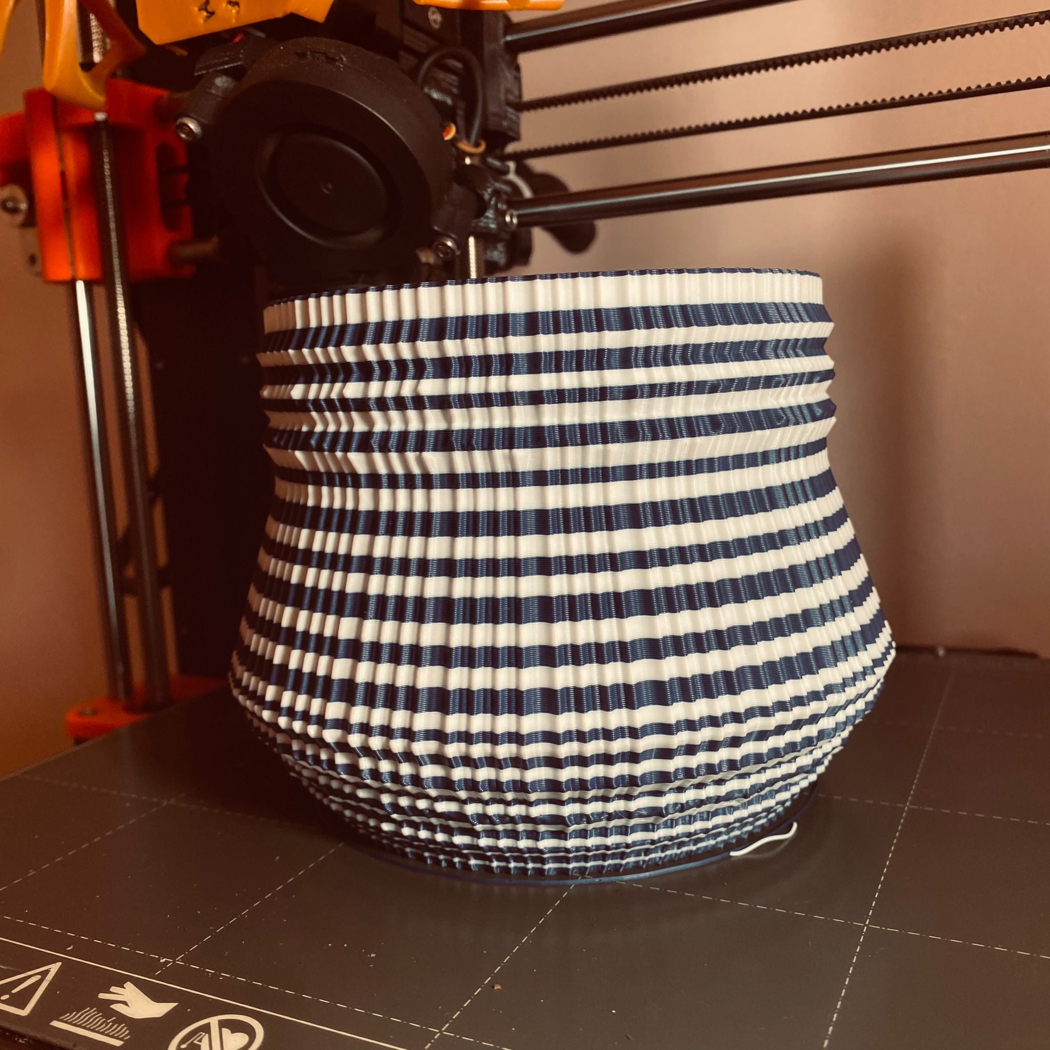 Cookie Vase by 3esign.eth 3d model