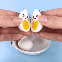 Cute Eggs Couple Love Magnetic, Fidget Toy Keychain! 3d model