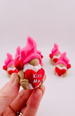 Cheeky Heart Gnome 3d model