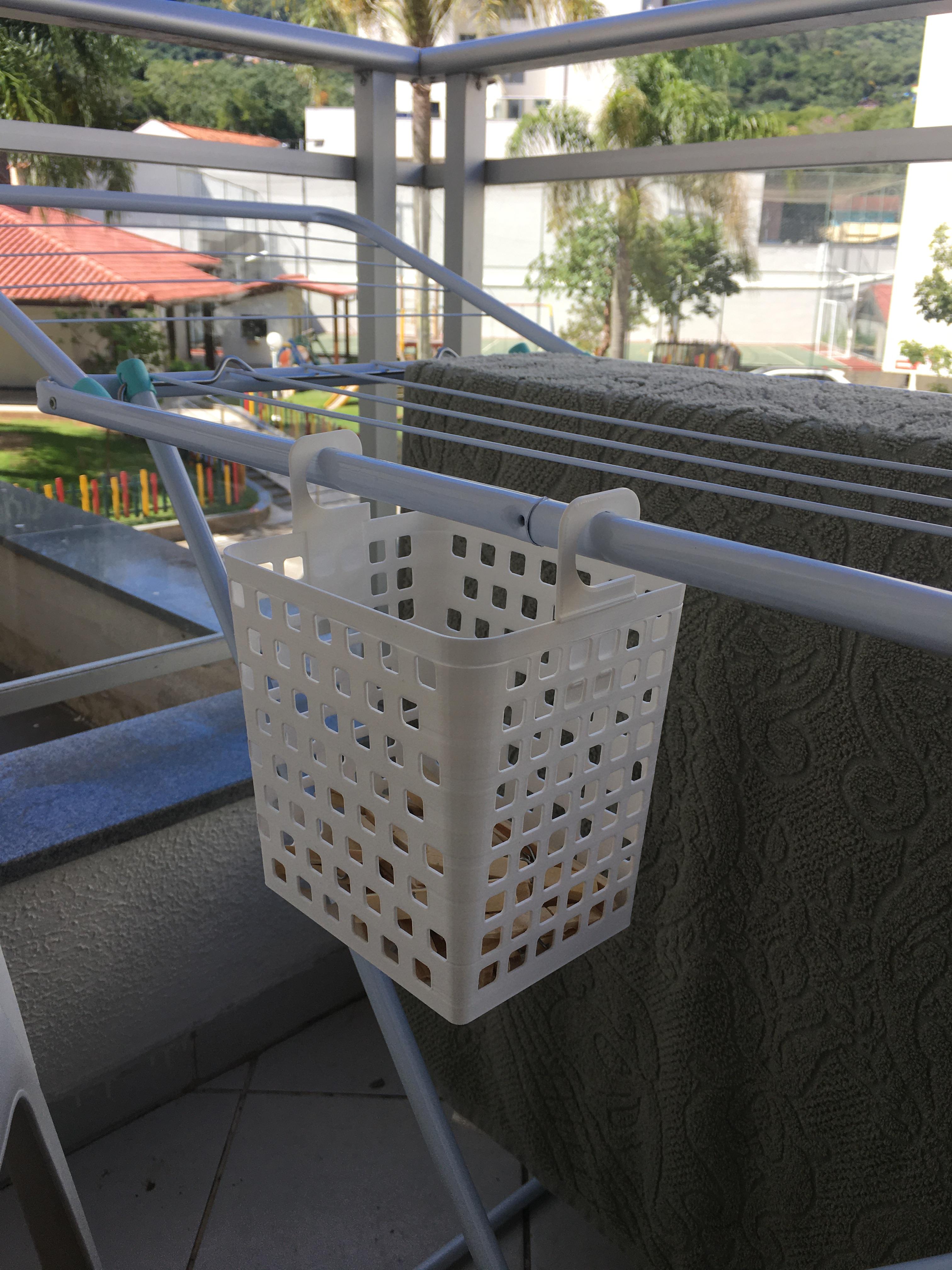Clothespin basket 3d model