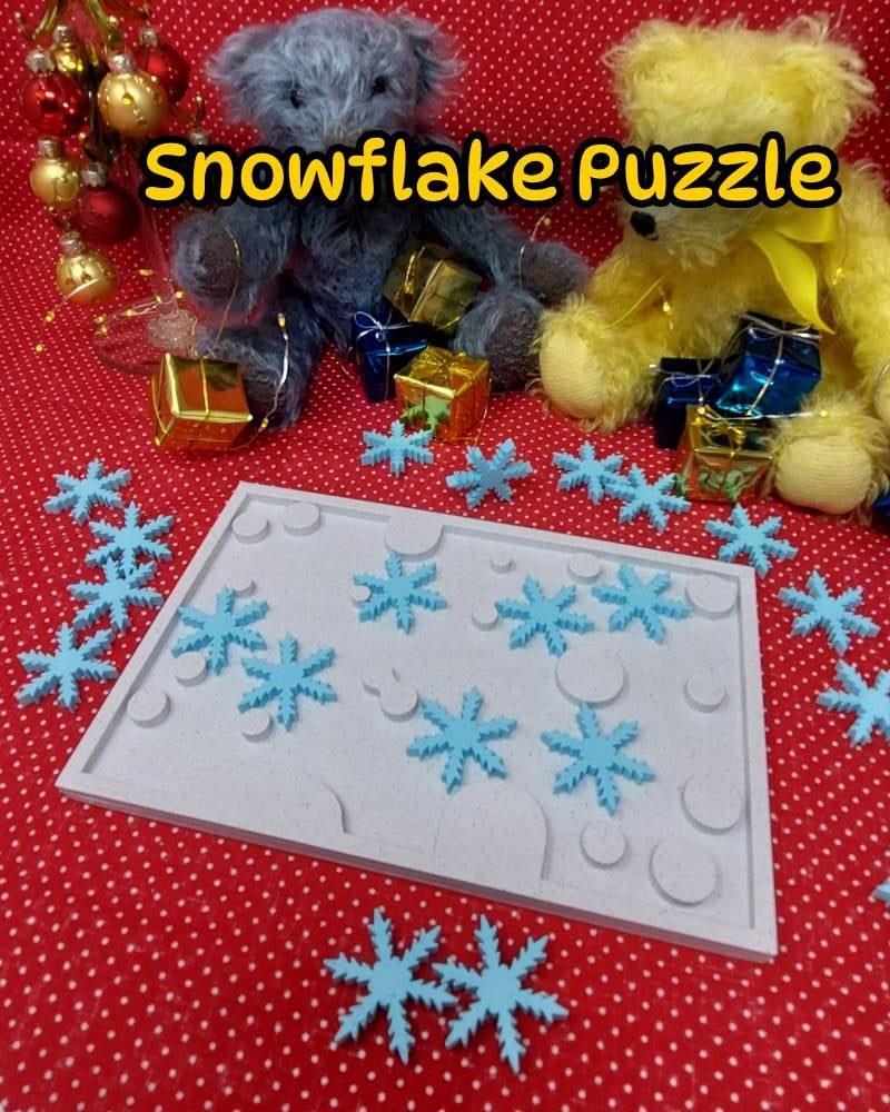 Snowflak Puzzle frame - Fit all the snowflakes in the frame 3d model