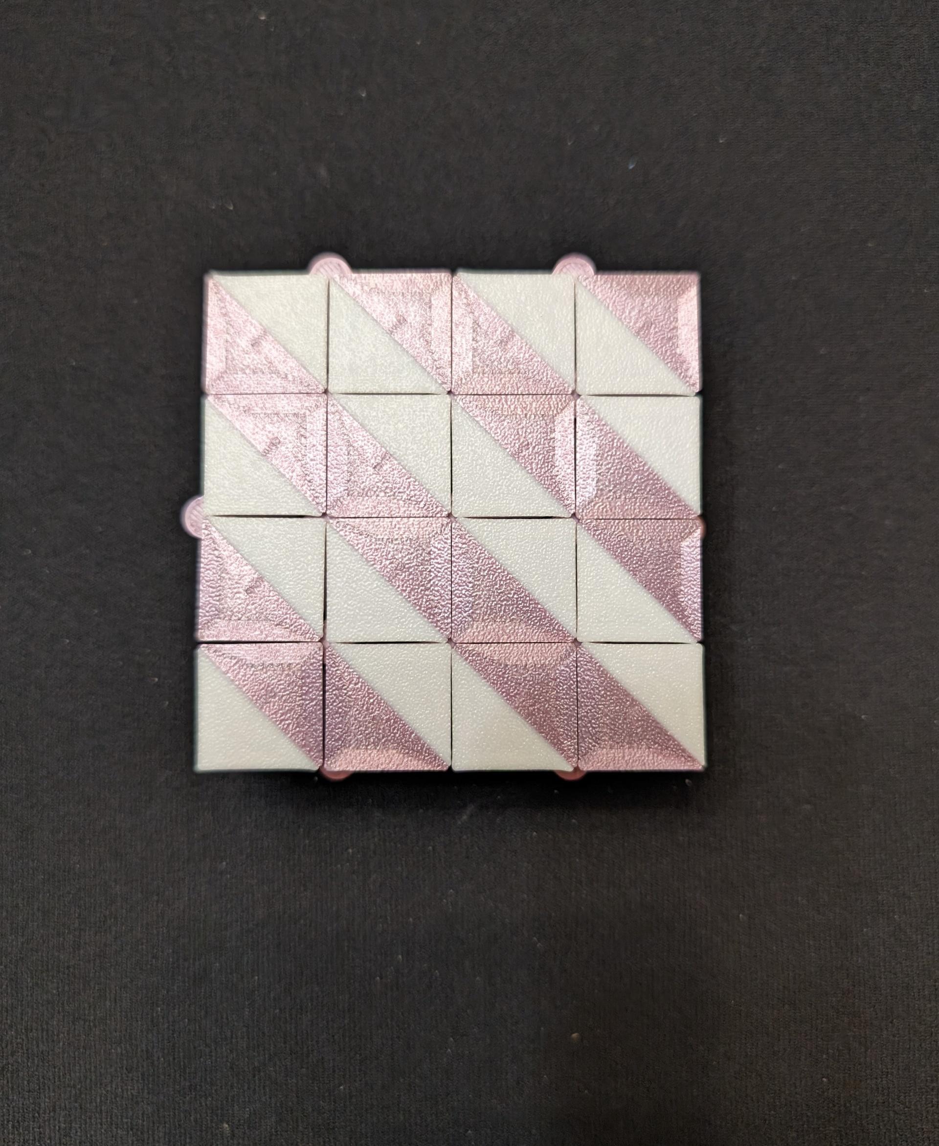 Auxetic Tile // 18mm Diagonal Split - Pink Stripes - 3d model