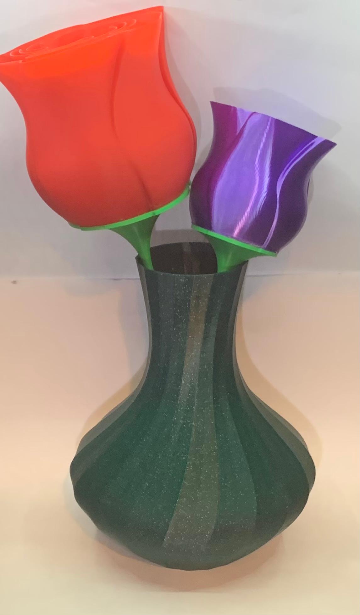 Twist Rib Vase 3d model