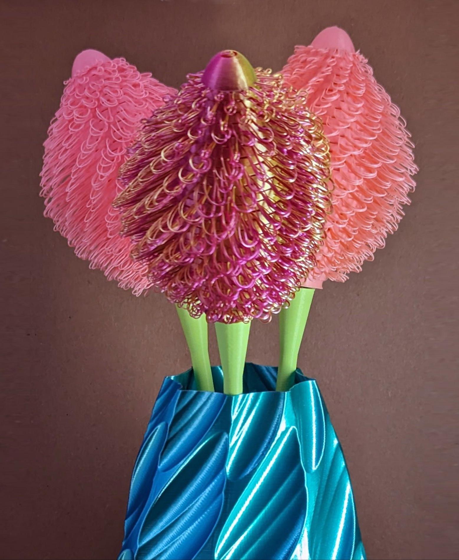 Thistle Flower  - Printed in Polymaker Polyterra Gradient Spring and Overture dual silk green-Magenta - 3d model