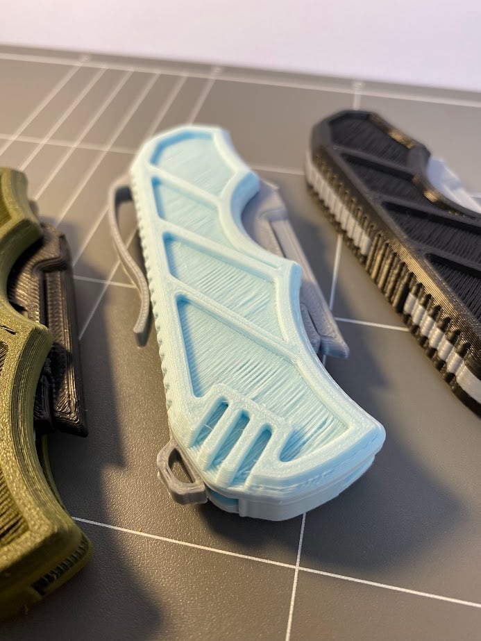 FoldX - Foldable multi-tool - Grip Shell 3d model