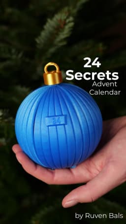 24 Secrets an Ornament Advent Calendar 3d model