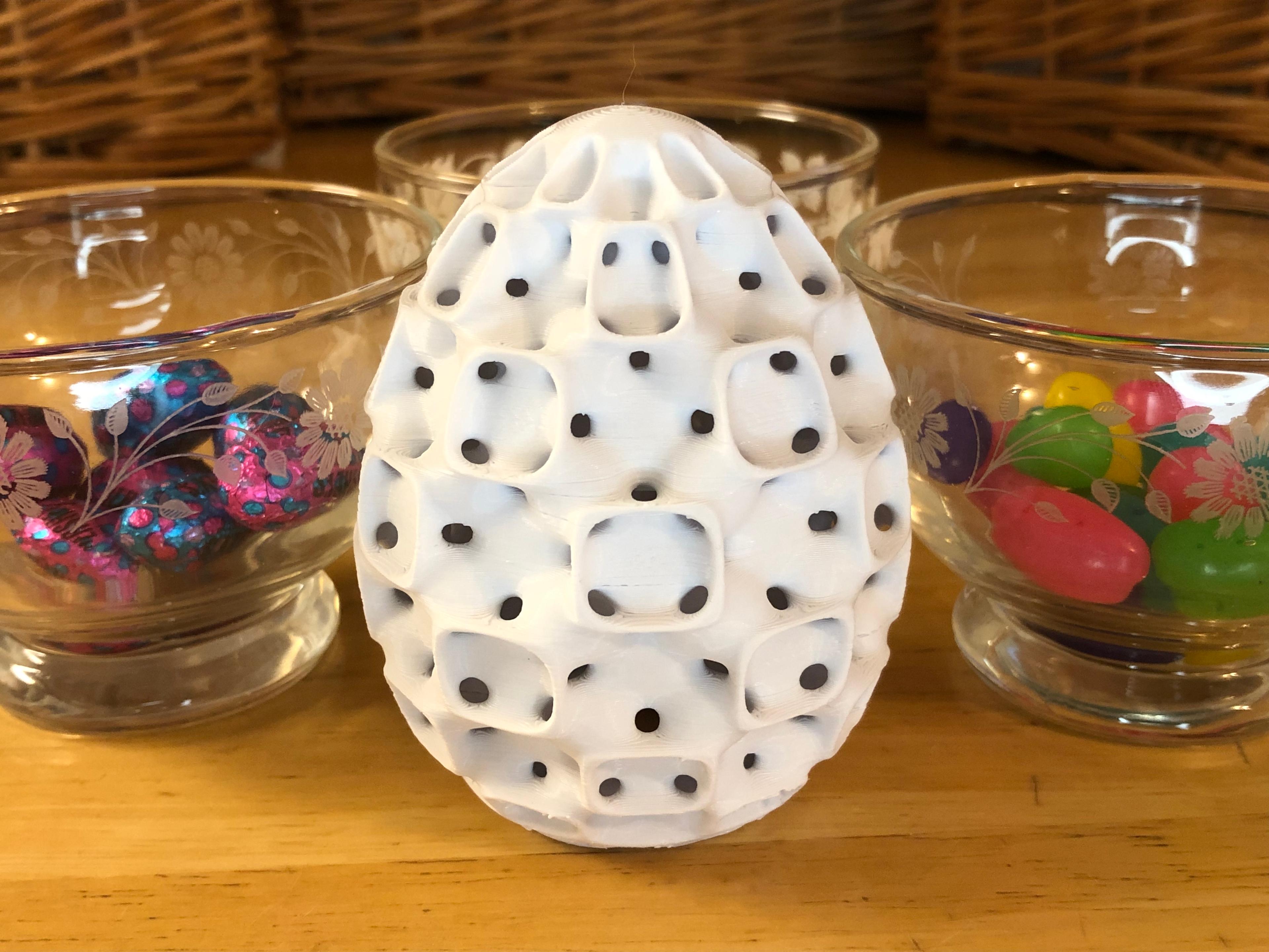 Easter Eggshell 10 3d model