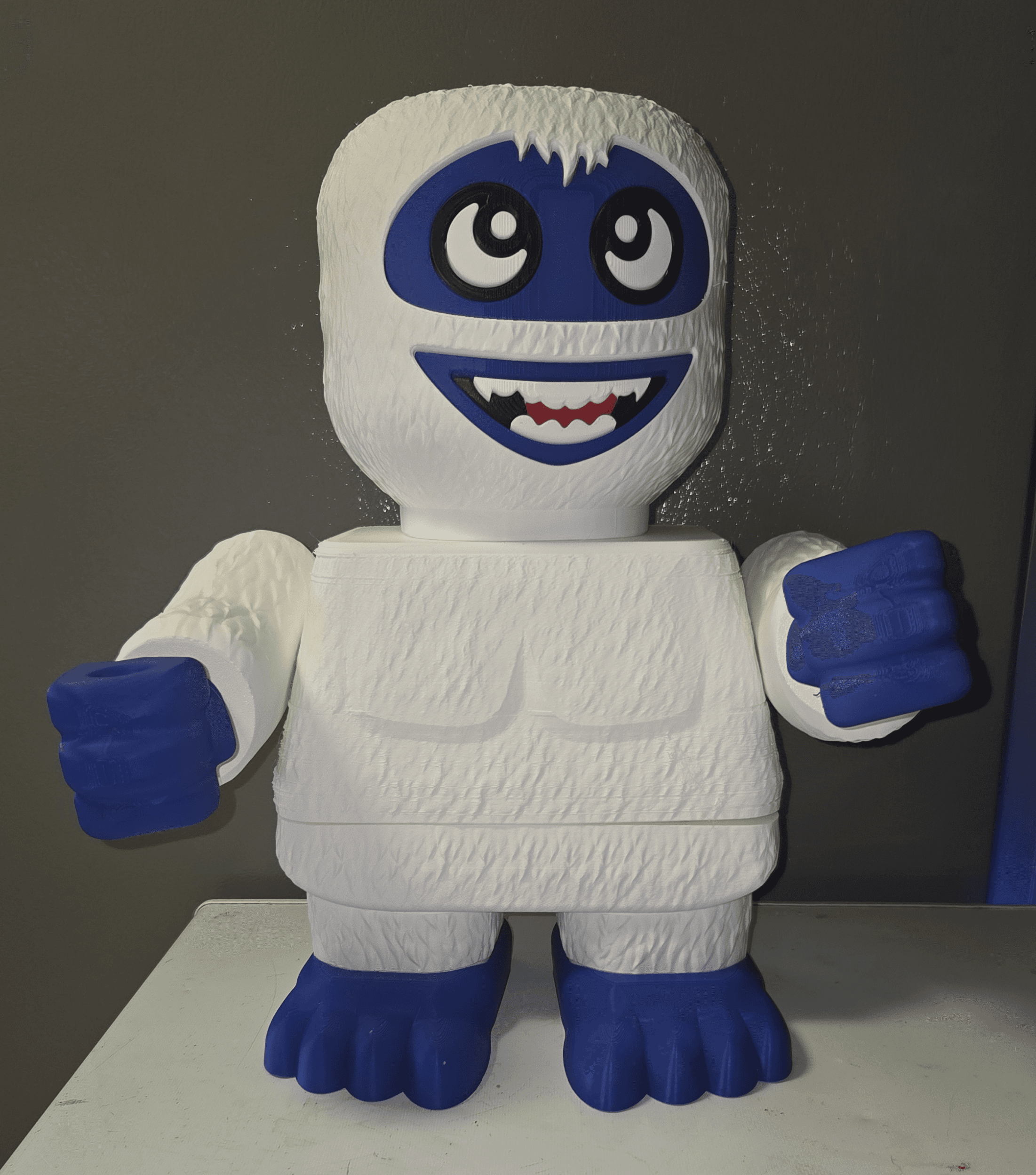Printed at 275%, measuring over 16" tall. My wife loves all the characters from this claymation, so had to do it as big as possible. Now she wants the giant one at Lowes, lol