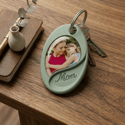Mom Photo Keychain – 3D Printable Picture Holder Keychain, Mothers Day, Photo Keychain STL and 3MF 3d model