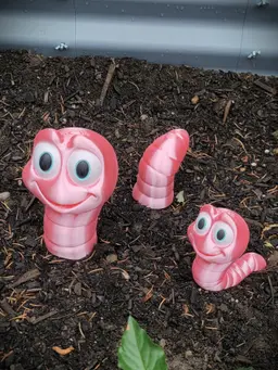 Papa and Baby Worm 3d model