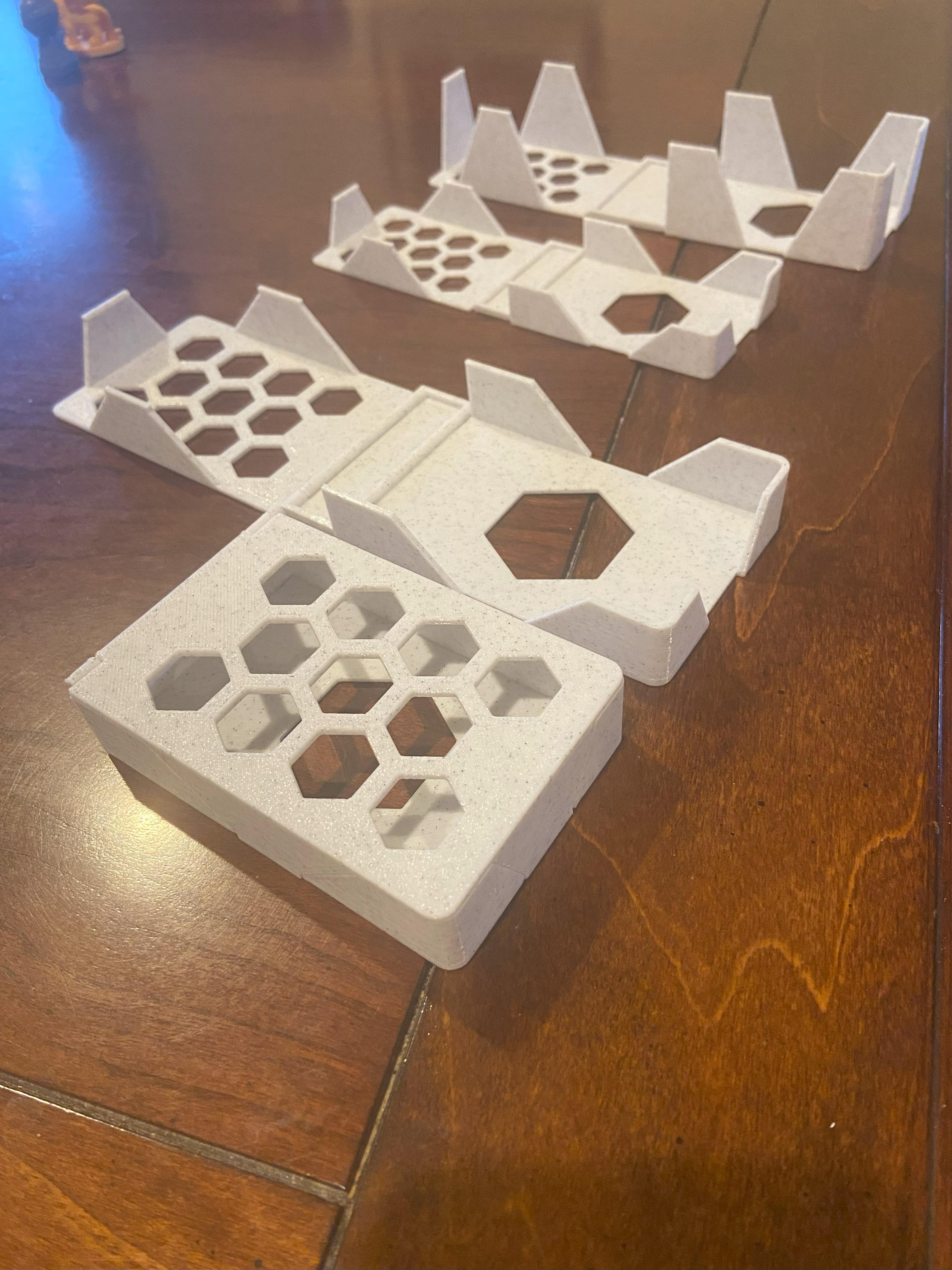 Print in Place Folding Card Box 3d model