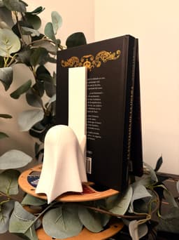 Ghost bookstopper 3d model