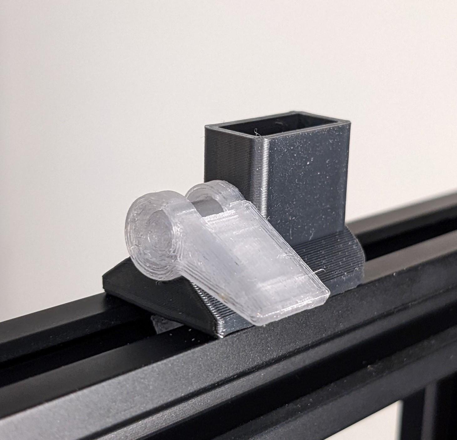 Quick Release Accessory Holder for T-Bar Printers 3d model