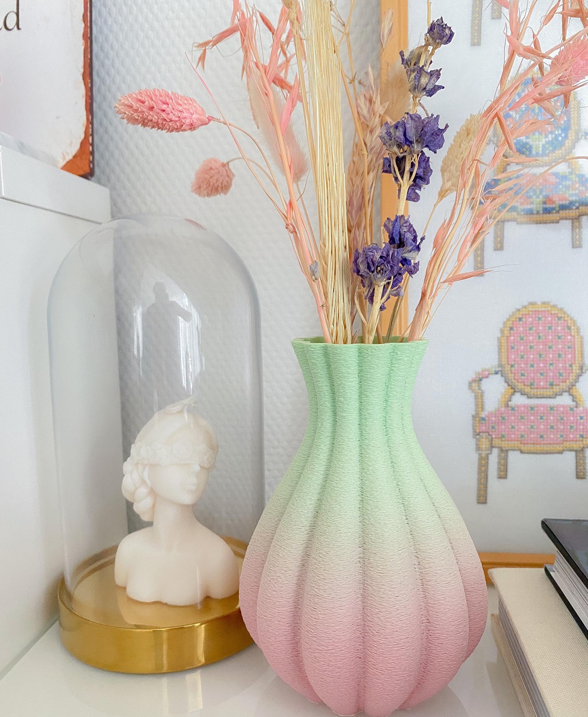 Vase SK07 Home.stl - Beautiful vase in fuzzy skin!
Ziro filament. - 3d model