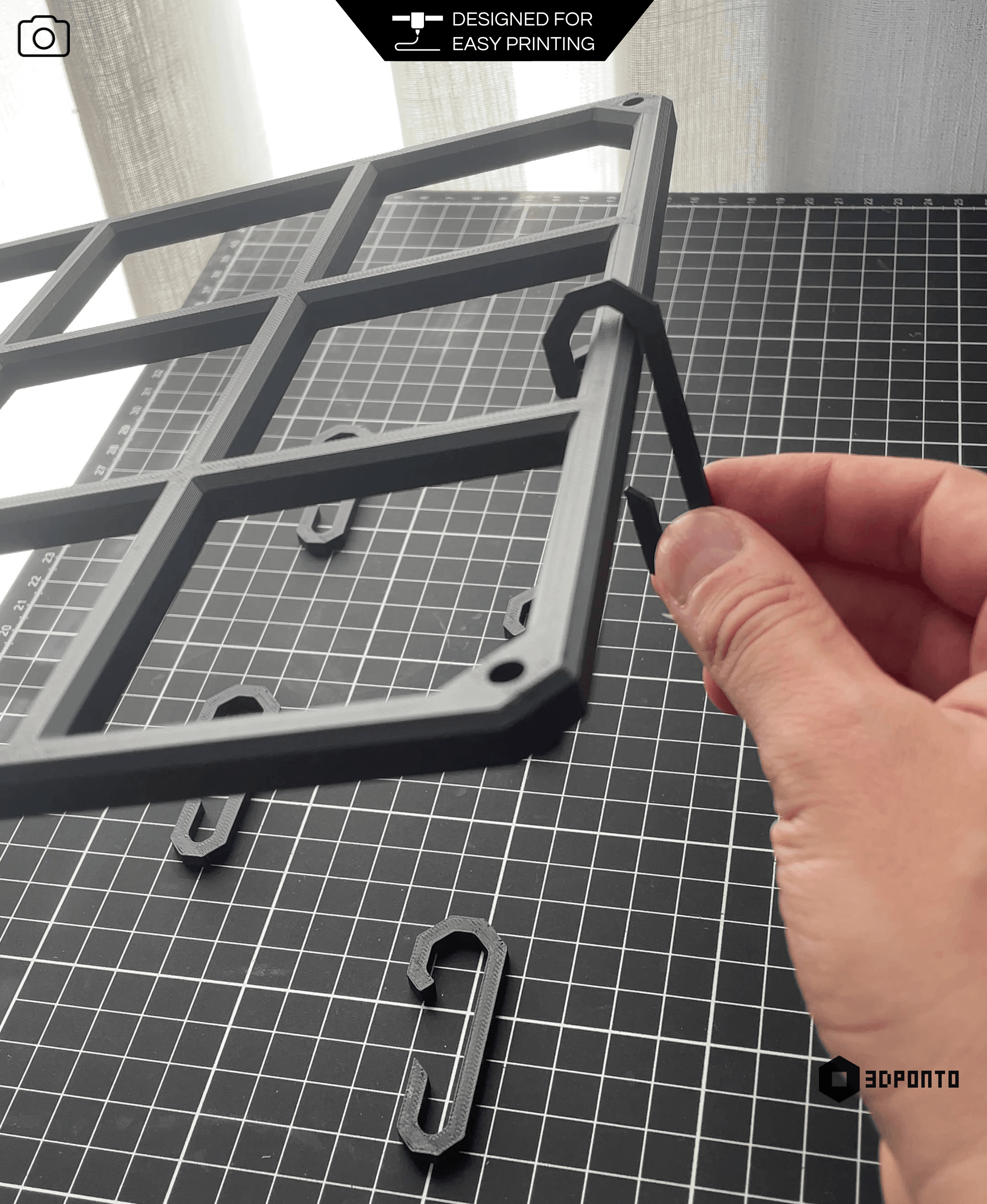 Grid Hanger and Hooks 3d model