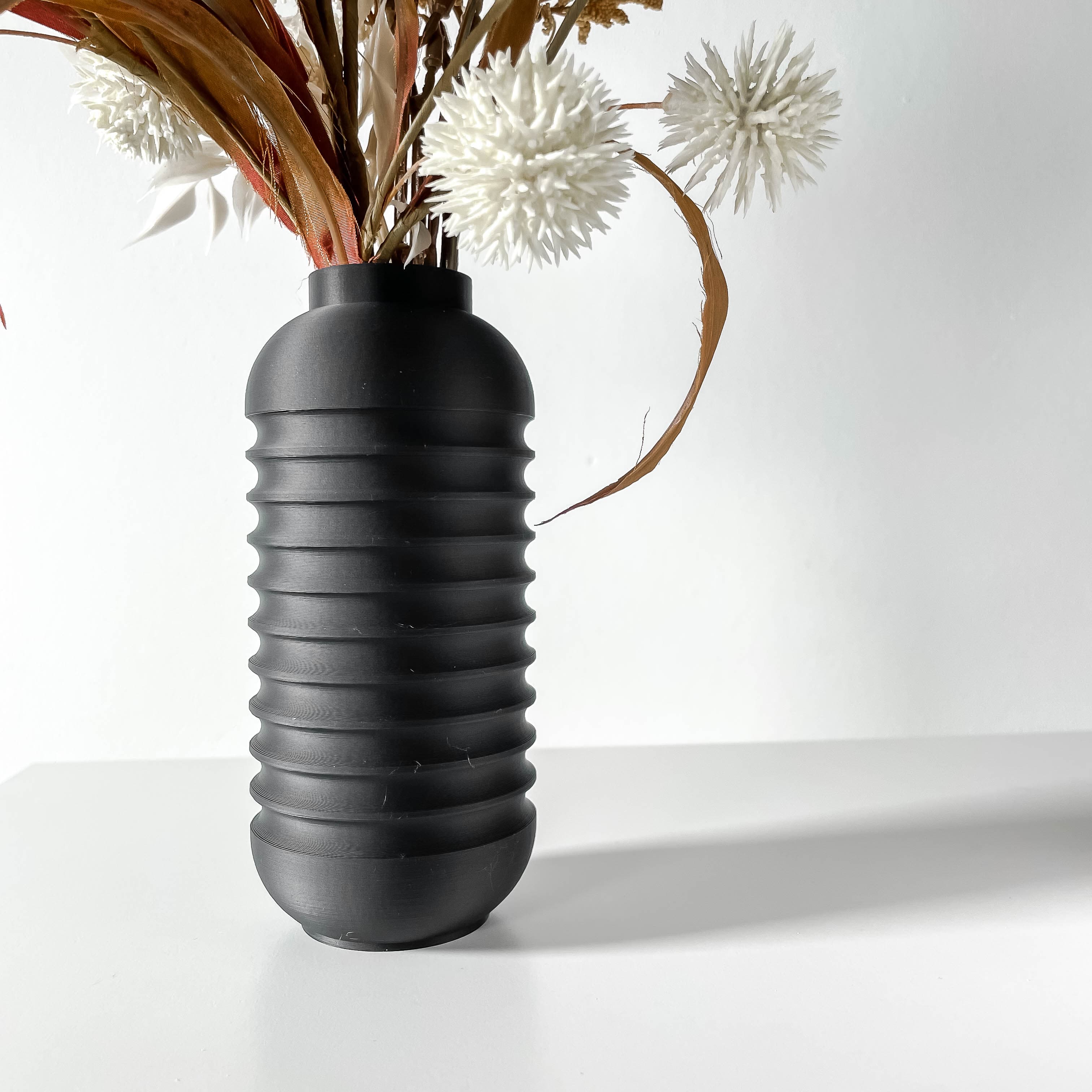 The Vano Vase, Modern and Unique Home Decor for Dried and Preserved Flower Arrangement | STL File 3d model