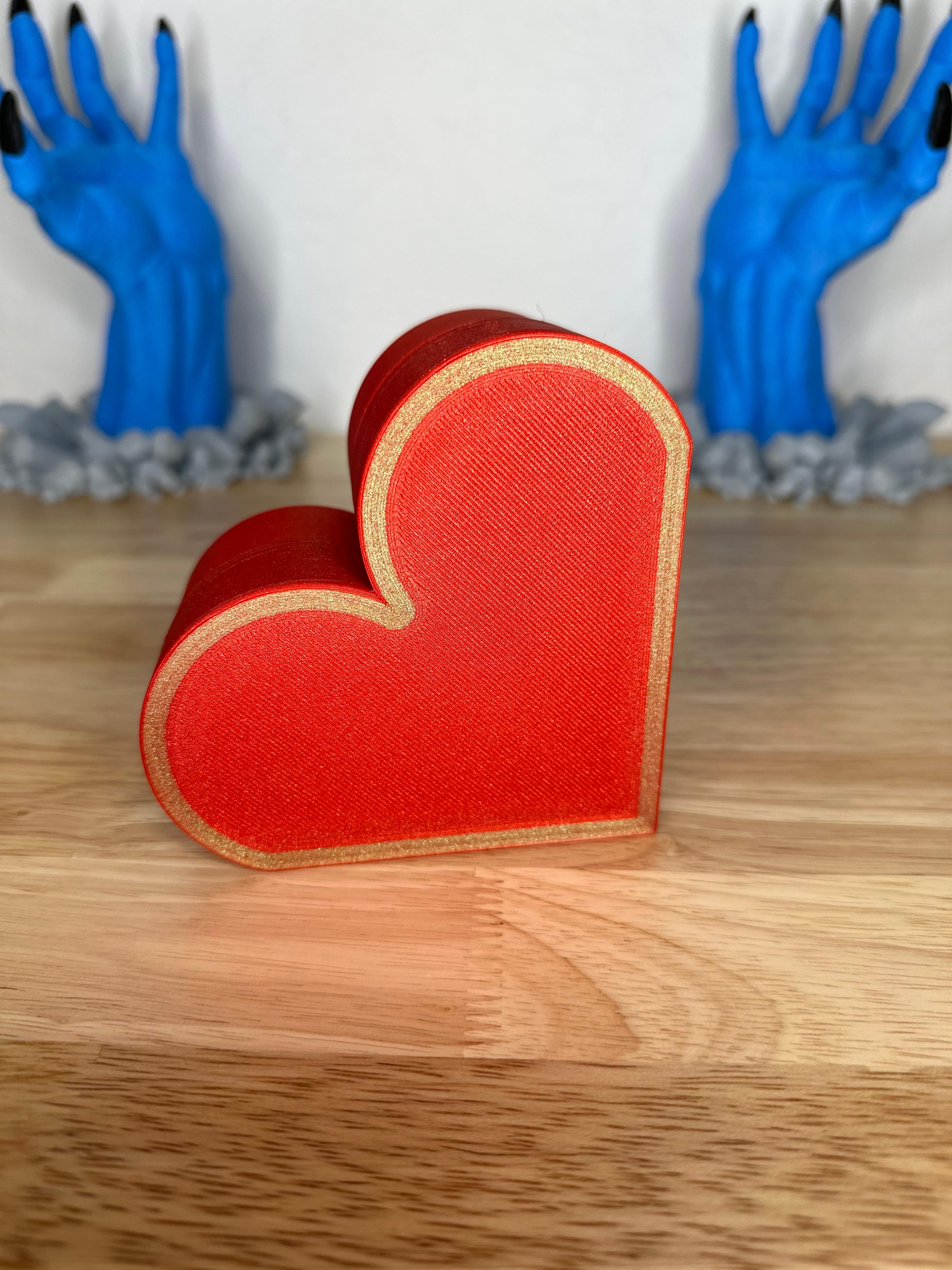 NEW Print in Place Valentine's Day Heart Box 3d model