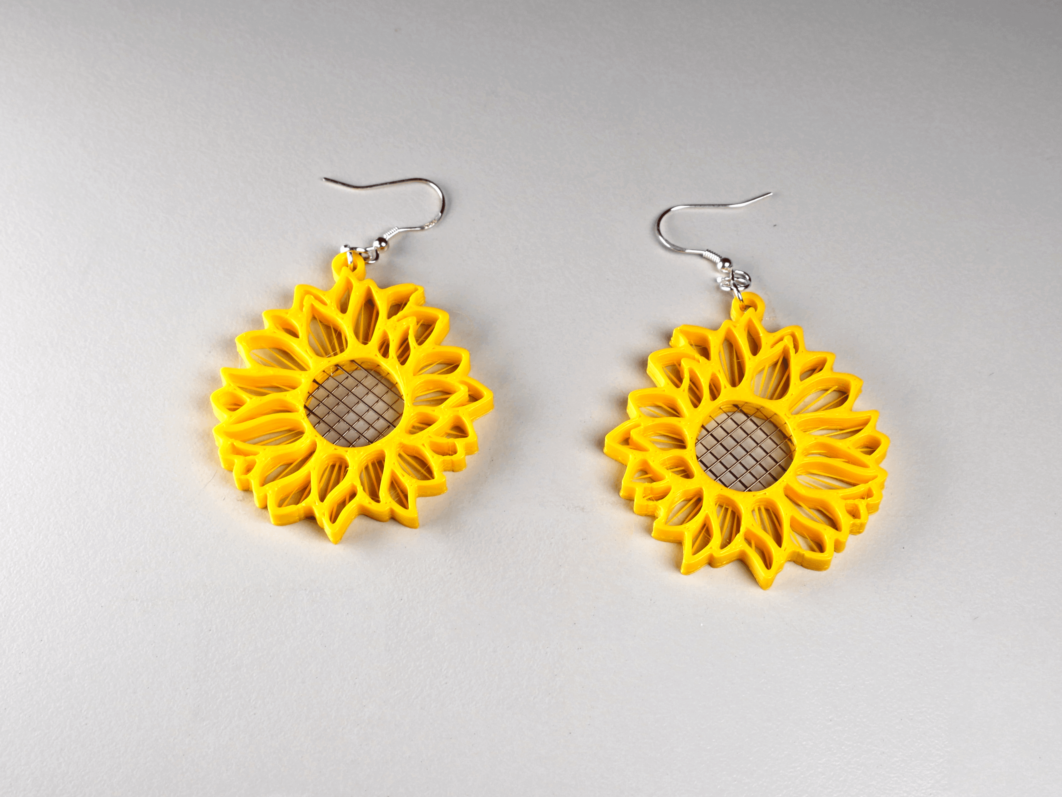 String Sunflower Earrings 3d model