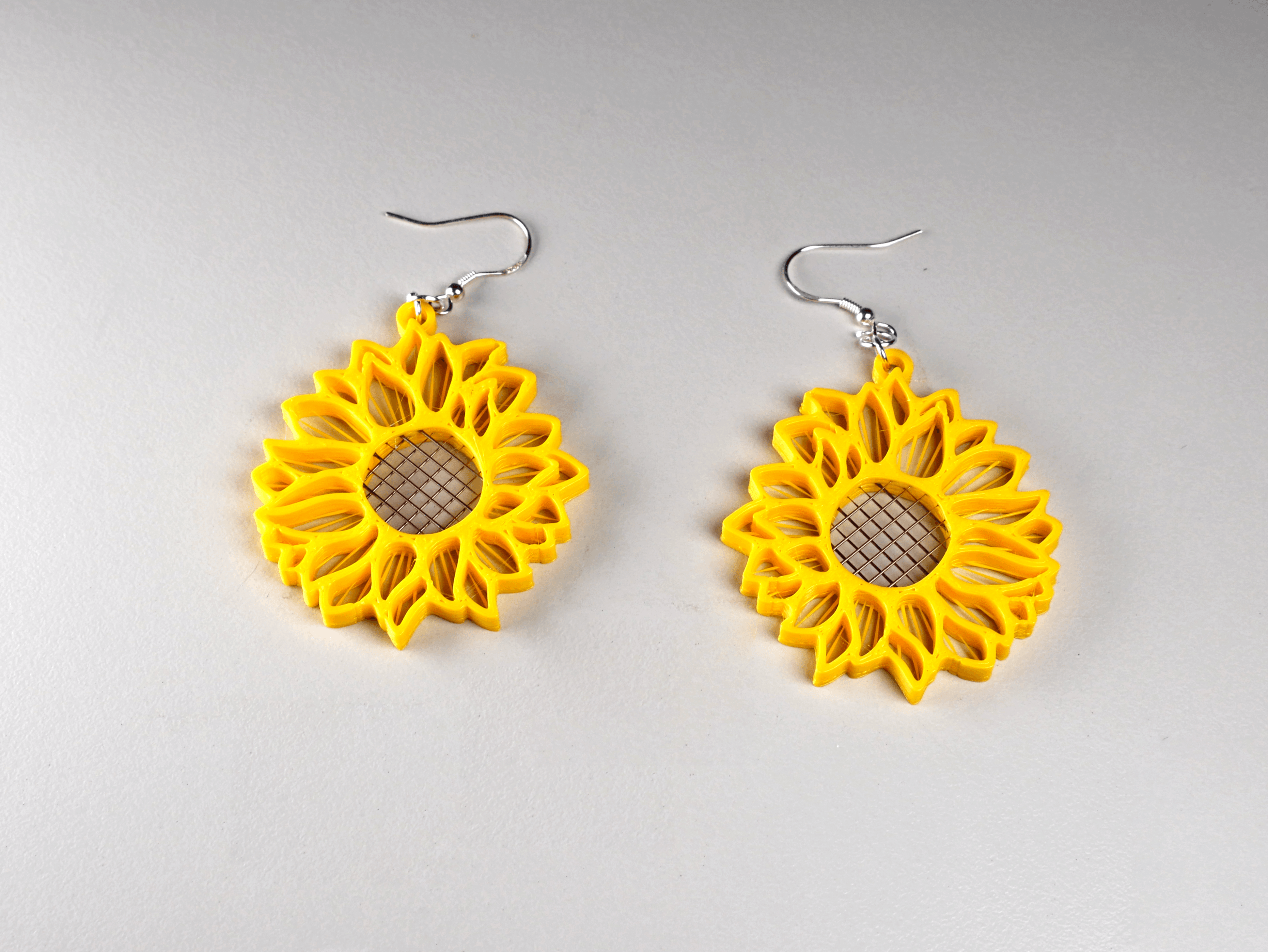 String Sunflower Earrings 3d model