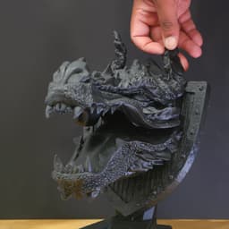 Exclusive Gift: Dragon Accessory Holder - Movable Jaw 3d model