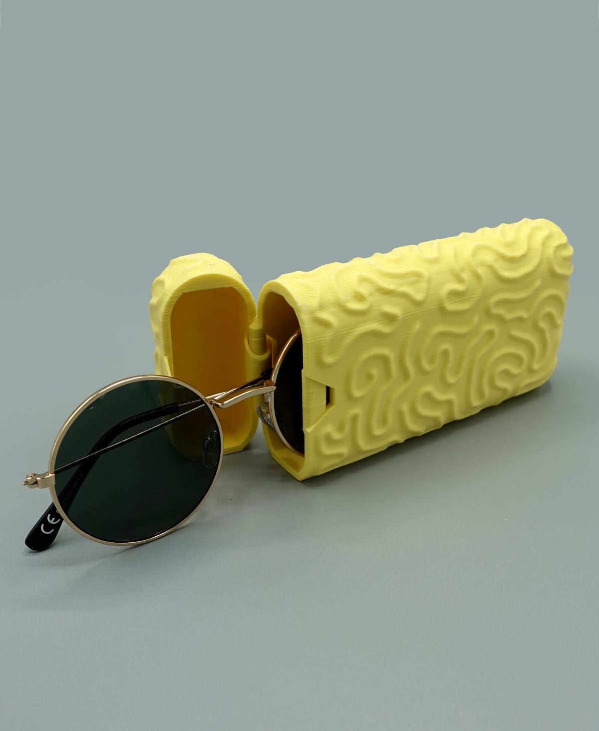 Print-in-place glasses case 3d model