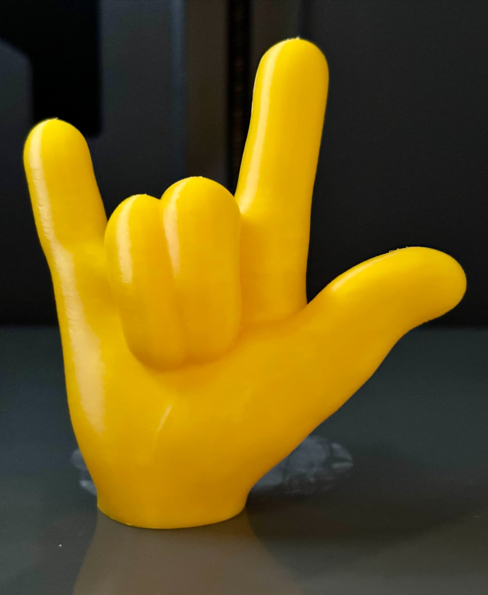 EMOJI HAND 🤟 LOVE YOU GESTURE 3d model