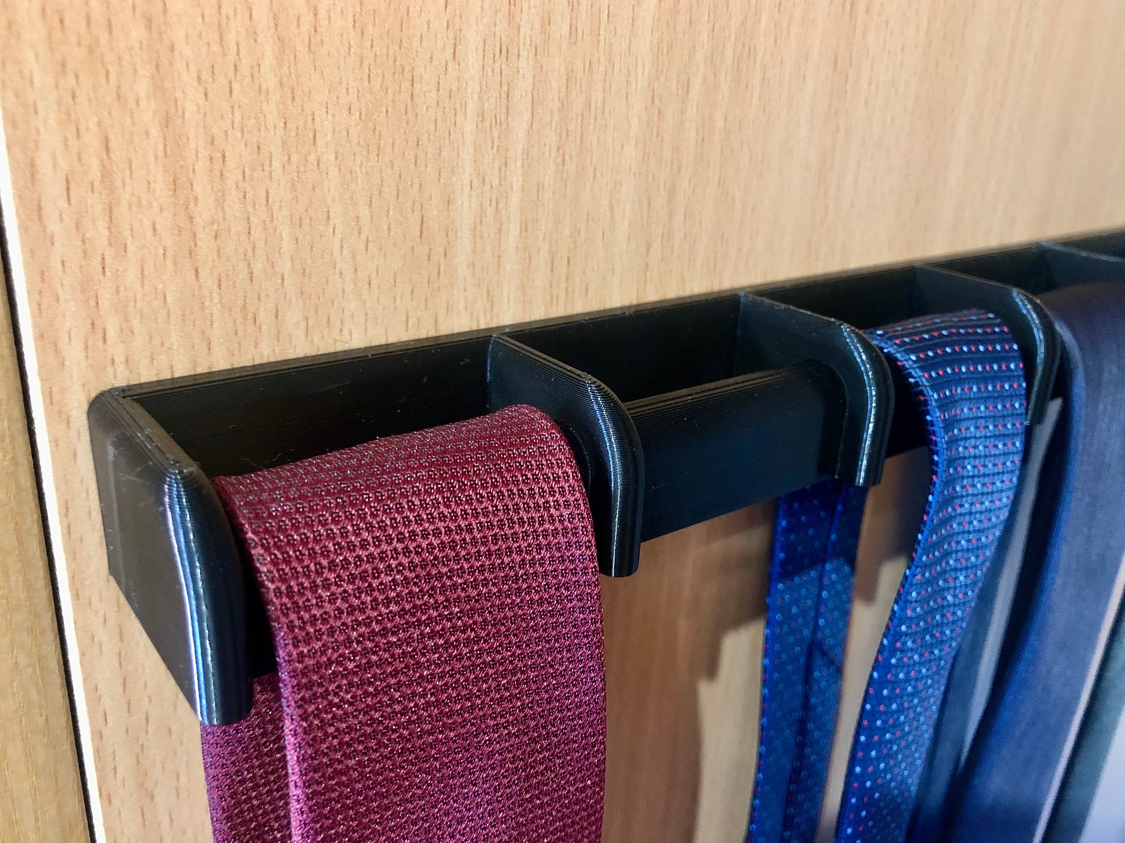 Single Tie Rack 3d model