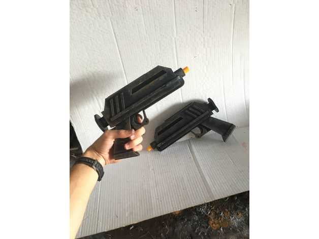 DC-17 Blaster Pistol 3d model