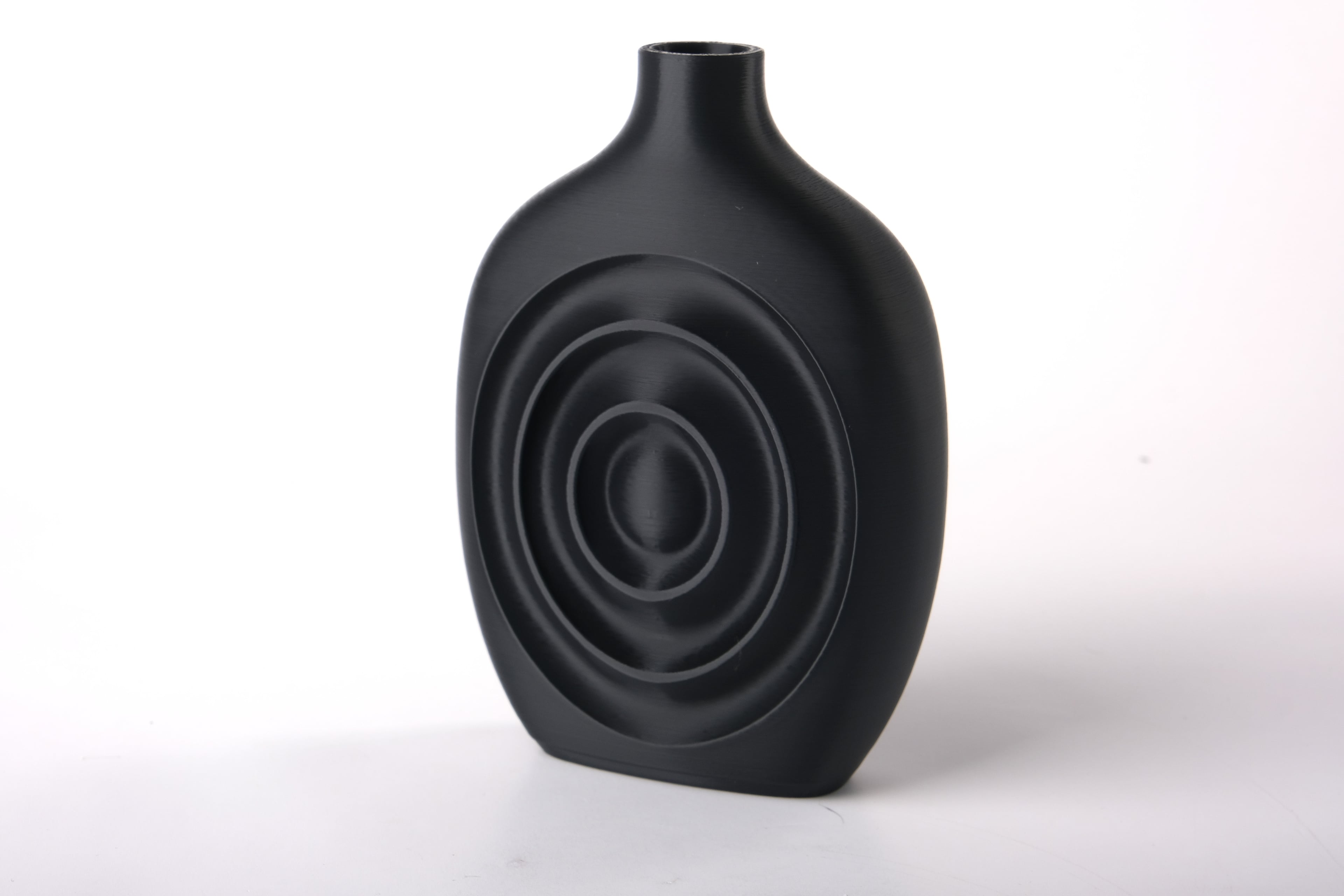 Orbit Echo Vase with a Target Pattern 3d model