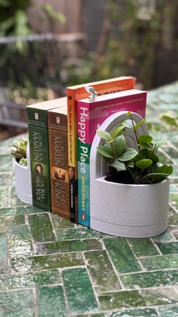 Bookend Planter β Functional & Stylish Storage for Books & Plants 3D Printed Bookend! 3d model