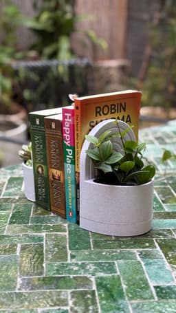 Bookend Planter β Functional & Stylish Storage for Books & Plants 3D Printed Bookend! 3d model