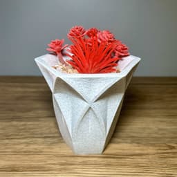 Faceted Vase 3d model