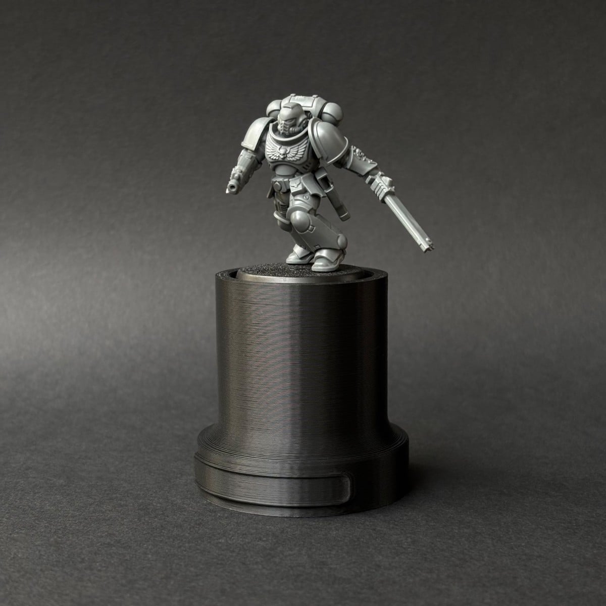 Not so awesome display base (32mm) 3d model