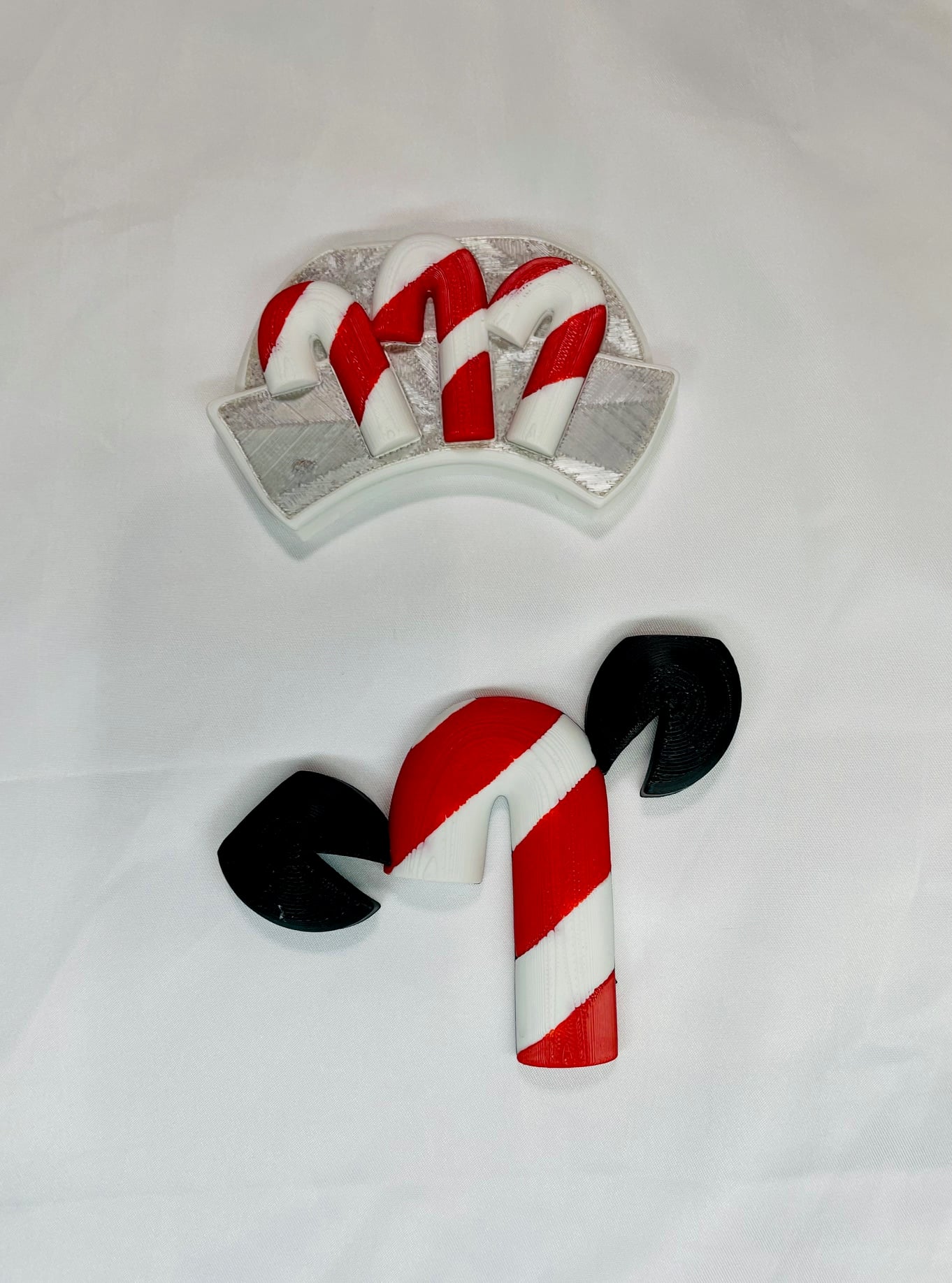 Magnetic Candy Cane Hat For Modular Cow Sign 3d model