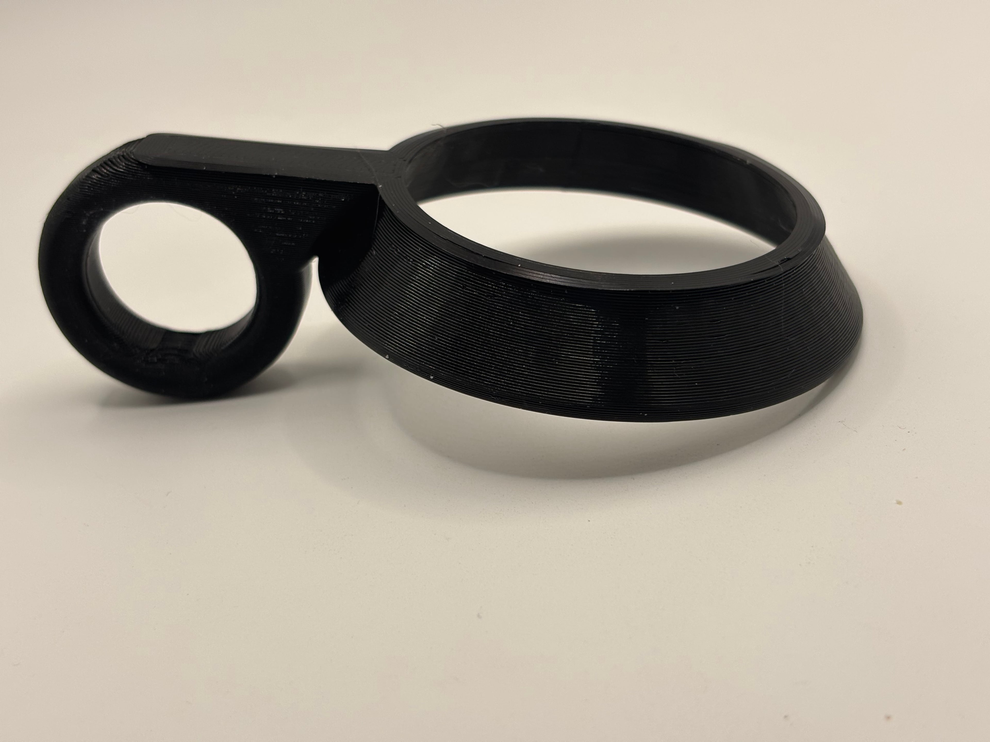 Finger Loop Can Holder 3d model