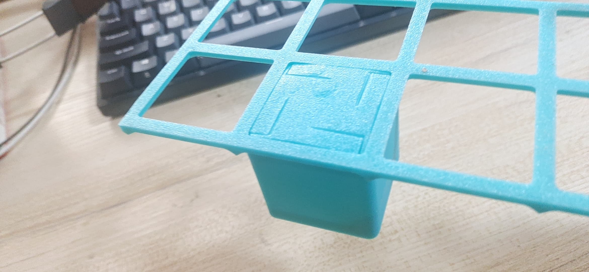Fixable Gridfinity fixable socket 3d model
