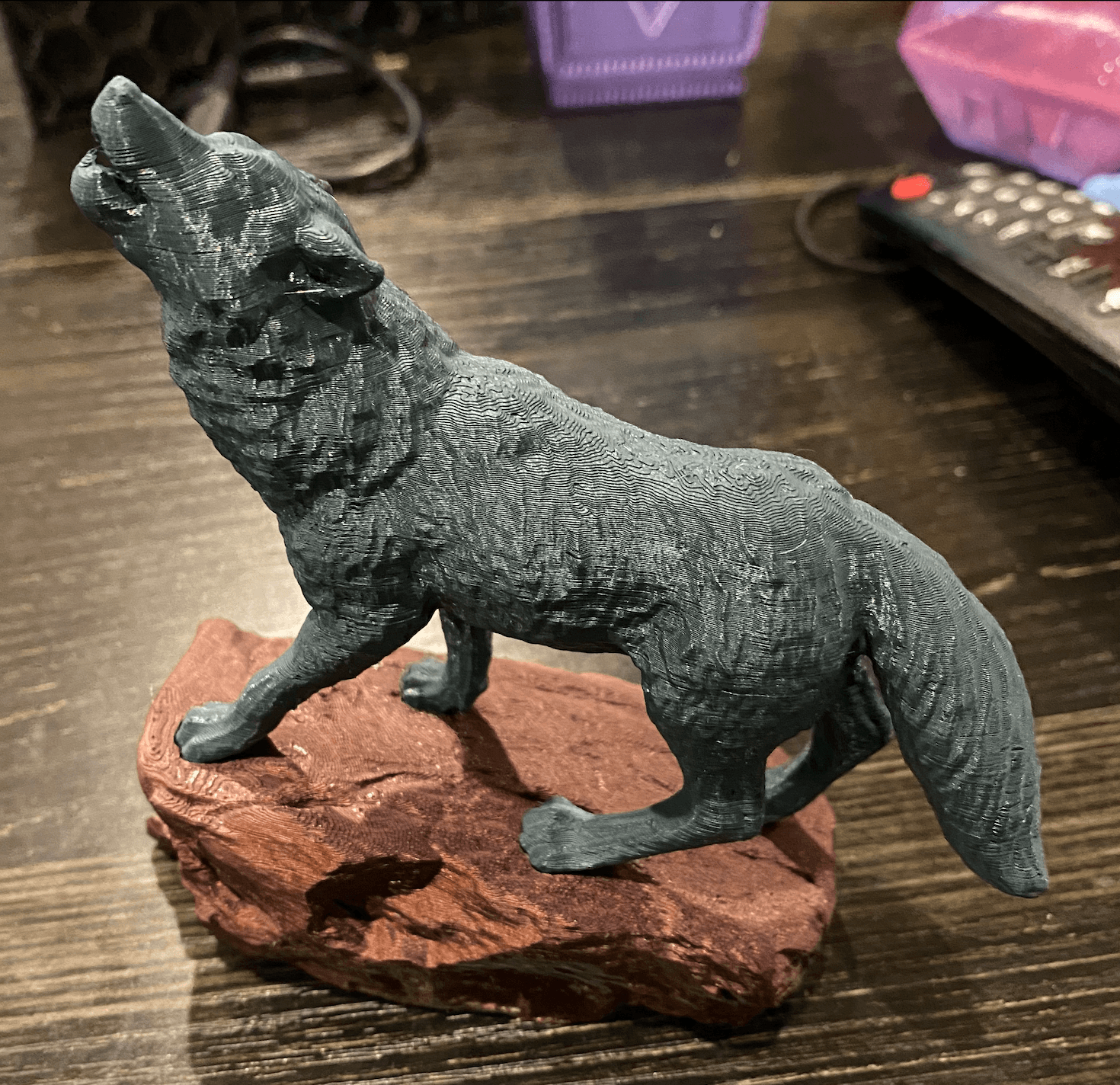 Howling Wolf - Prusament Gentleman's Grey and Mystic Brown - 3d model