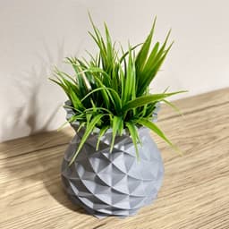 Facteted Vase 3d model