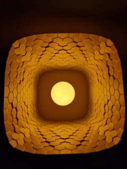 Honeycomb lampshade for E27-lightbulb 3d model