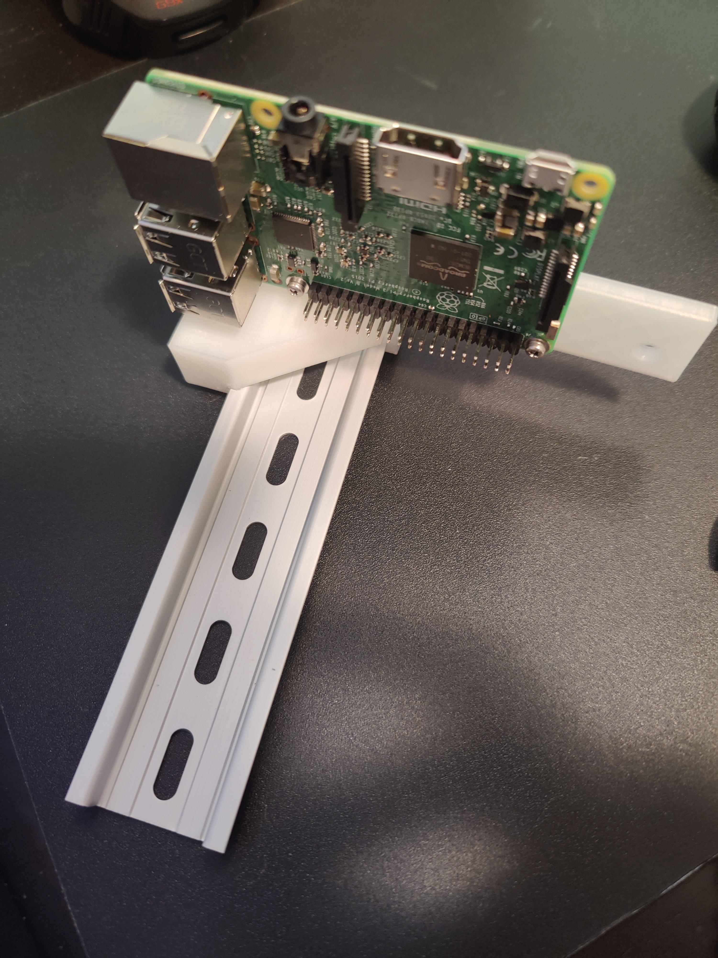 Din rail mount for intel nuc and raspberry pi 3d model