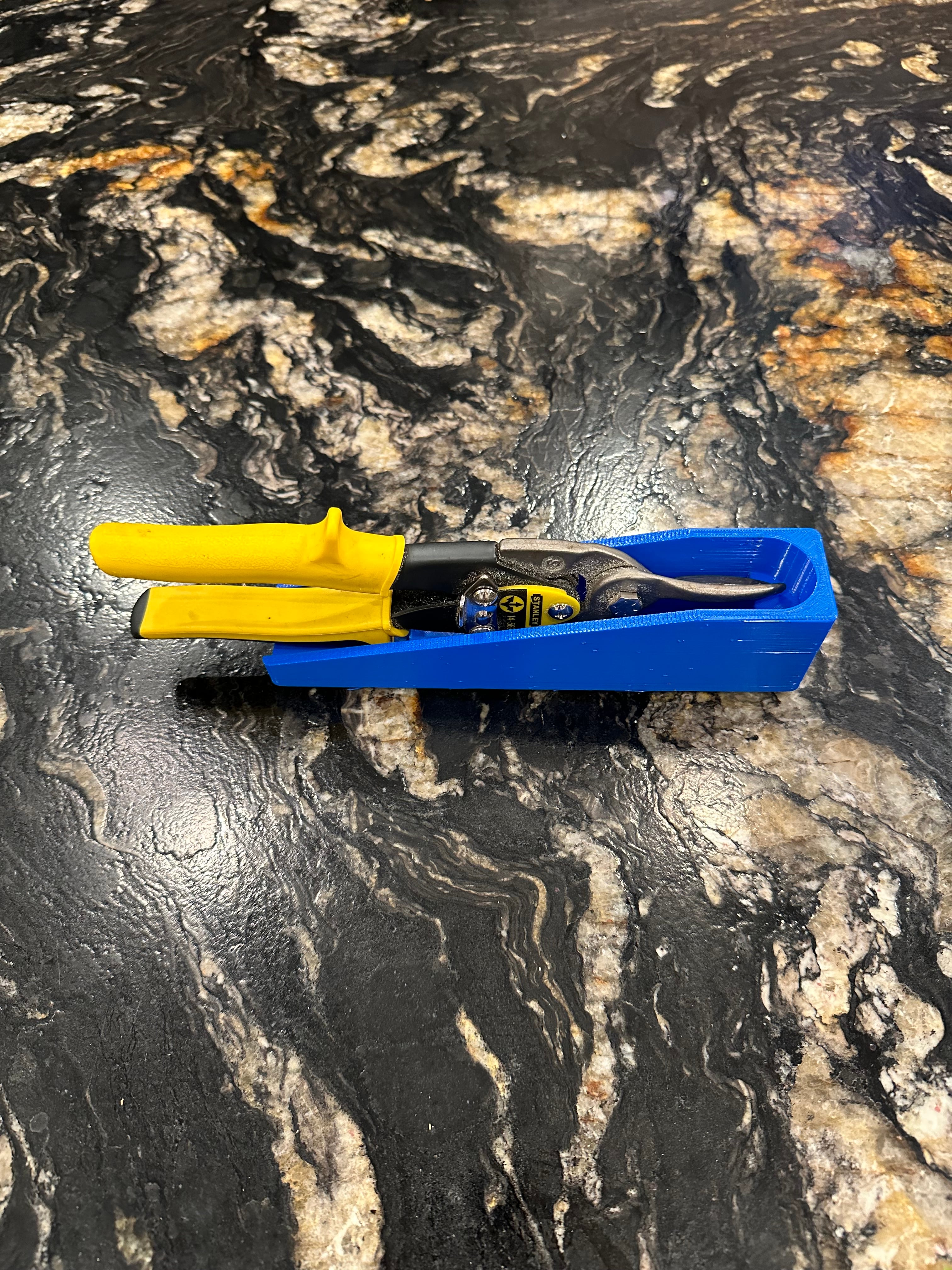 Gridfinity tin snips holder 3d model