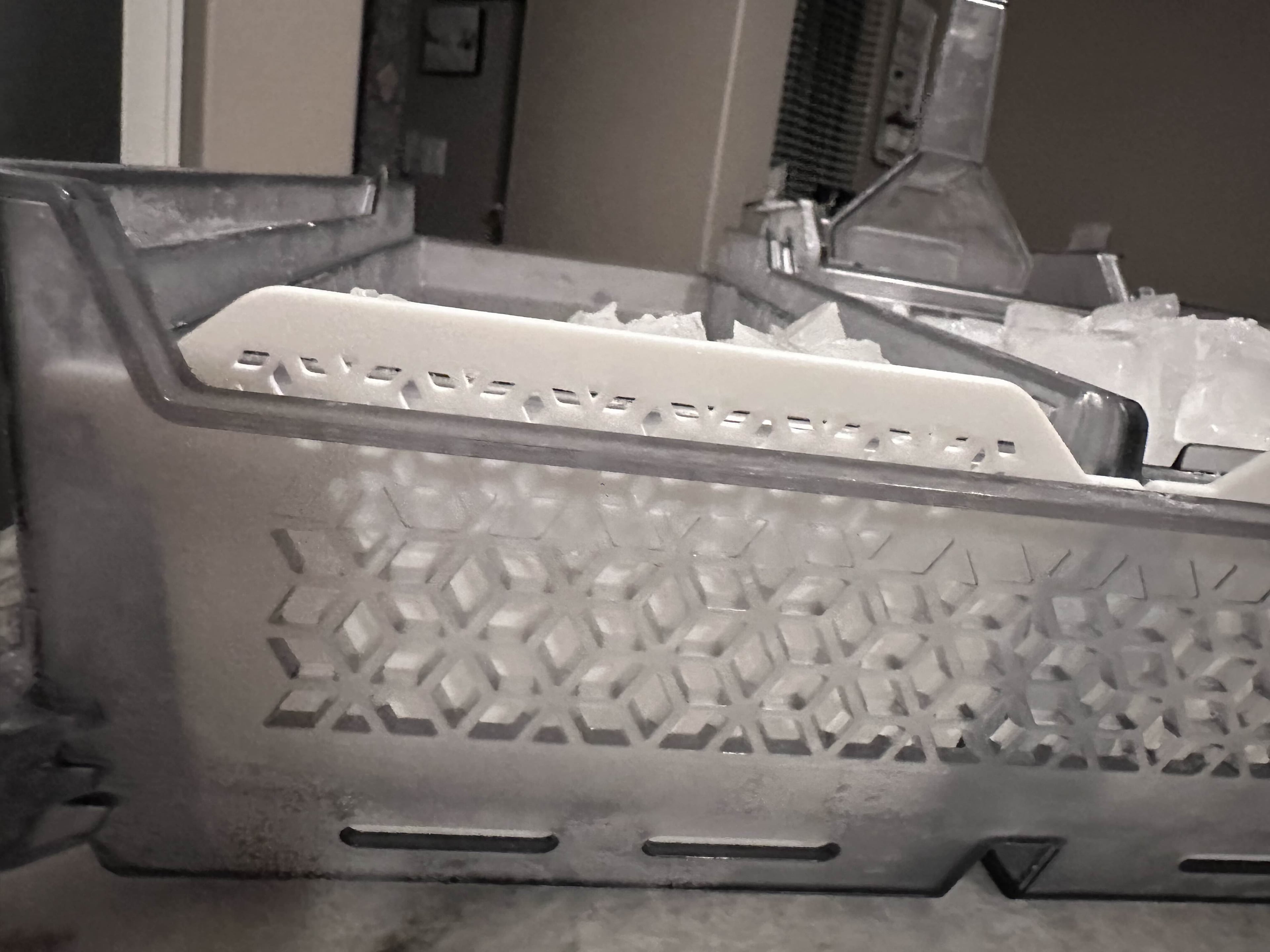 Ice Maker Rear Baffle / Ice Spill Guard 3d model