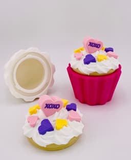 Cupcake Container -Candy Hearts 3d model